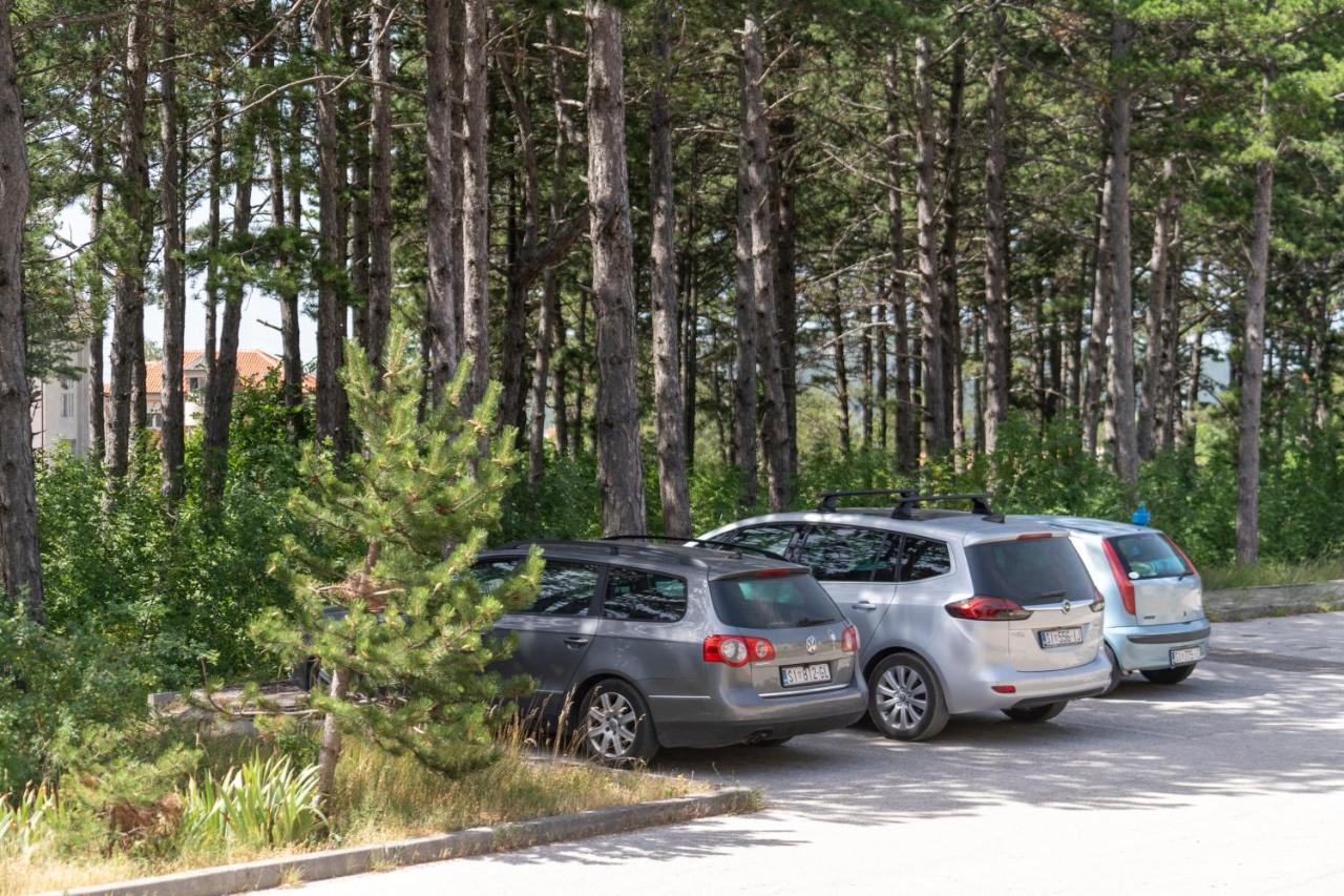 Apartman Curcic Knin Zewnętrze zdjęcie